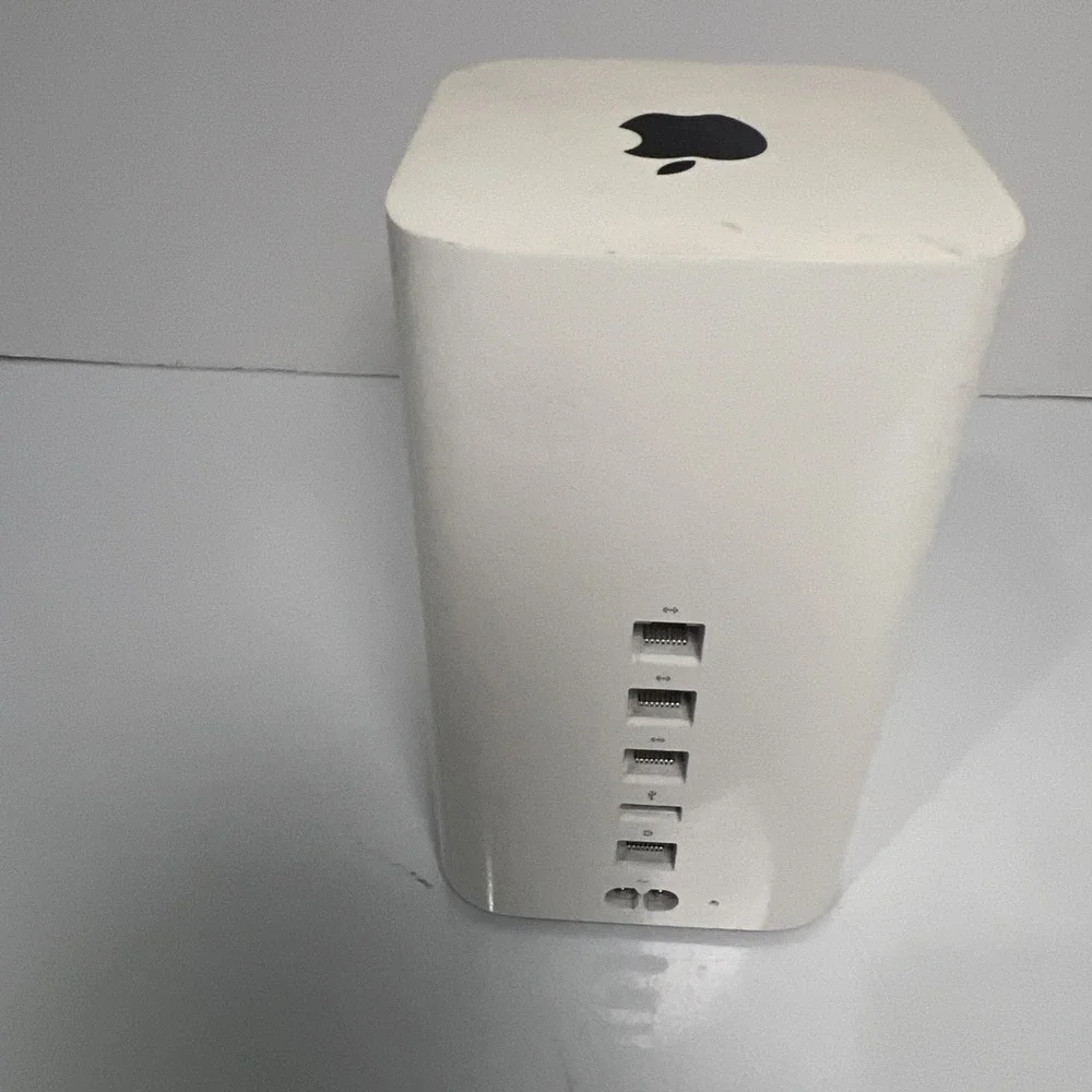 Apple AirPort A1470 Time Capsule 802.11ac Wireless Router NO POWER CORD INCLUDED